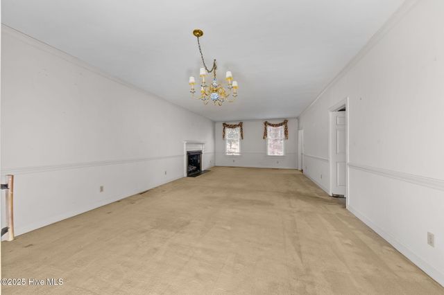 6 Village In The Woods Circle, Southern Pines, NC 28387