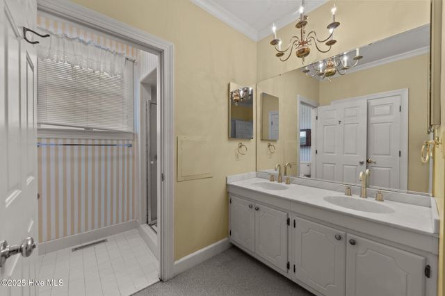 6 Village In The Woods Circle, Southern Pines, NC 28387