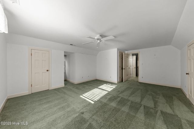 6 Village In The Woods Circle, Southern Pines, NC 28387