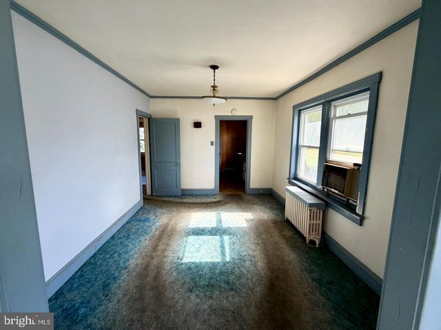 67 W SCHUYLKILL RD, Pottstown, PA 19465