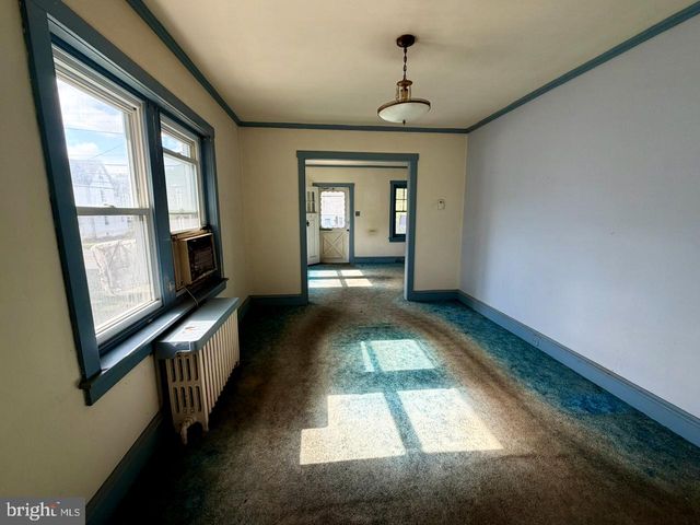 67 W SCHUYLKILL RD, Pottstown, PA 19465