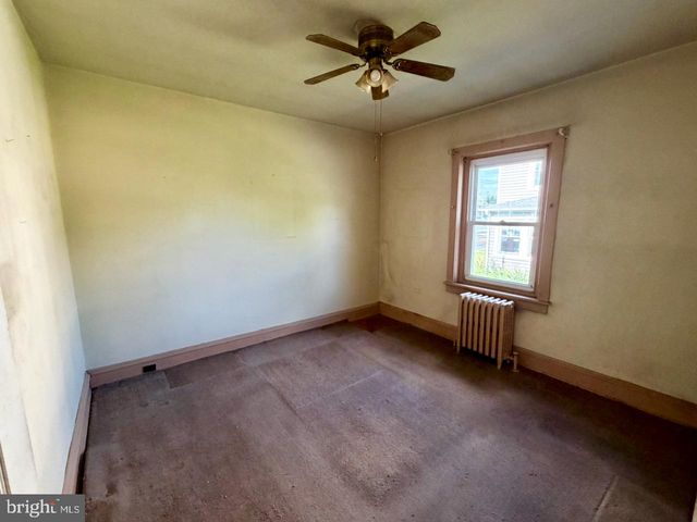 67 W SCHUYLKILL RD, Pottstown, PA 19465