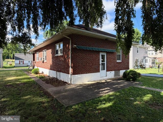67 W SCHUYLKILL RD, Pottstown, PA 19465