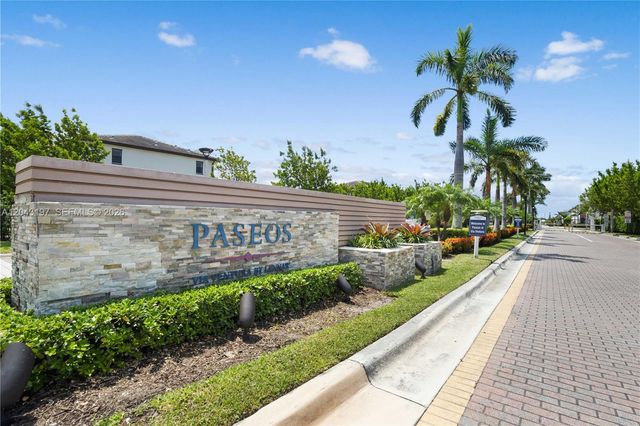 20610 NE 5th Pl, Miami, FL 33179