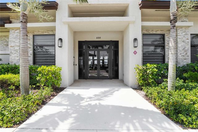 20610 NE 5th Pl, Miami, FL 33179