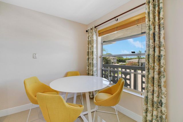 2730 SW 13th Street 203, Delray Beach, FL 33445