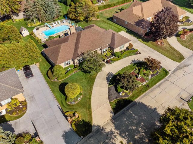 37444 ALPINIA Lane, Clinton Twp, MI 48036