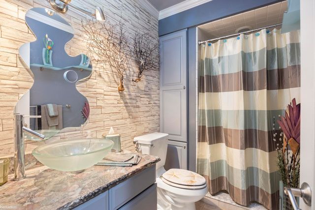 37444 ALPINIA Lane, Clinton Twp, MI 48036