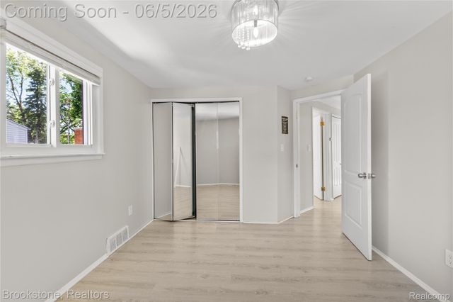 10835 Melbourne Avenue, Allen Park, MI 48101
