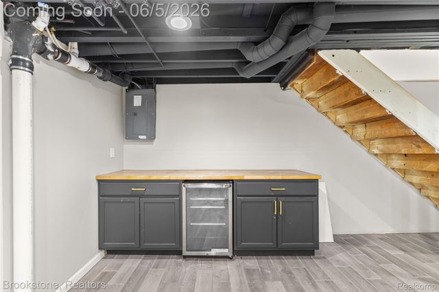 10835 Melbourne Avenue, Allen Park, MI 48101