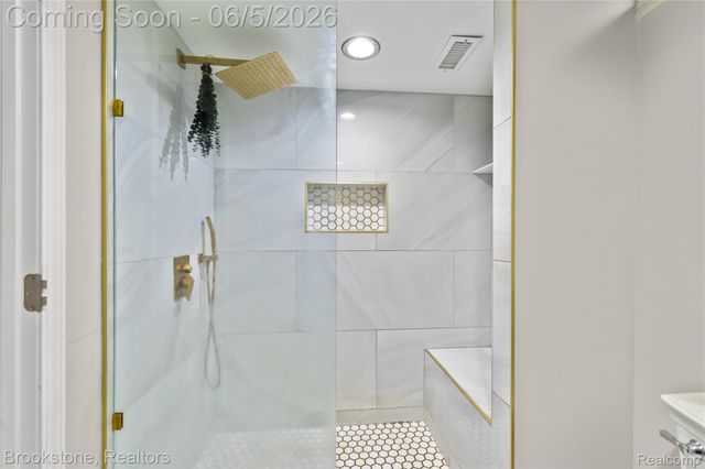 10835 Melbourne Avenue, Allen Park, MI 48101