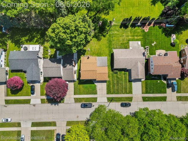 10835 Melbourne Avenue, Allen Park, MI 48101