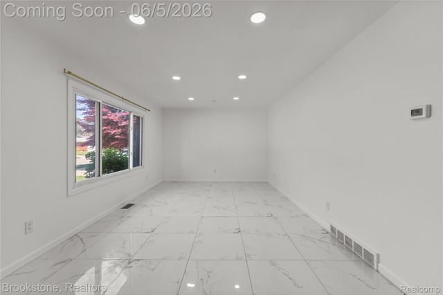 10835 Melbourne Avenue, Allen Park, MI 48101
