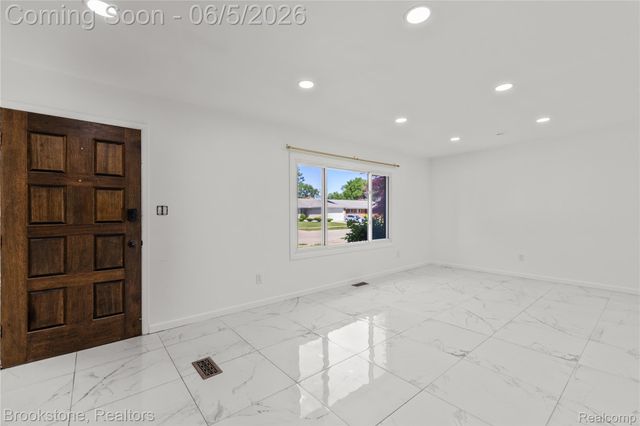 10835 Melbourne Avenue, Allen Park, MI 48101