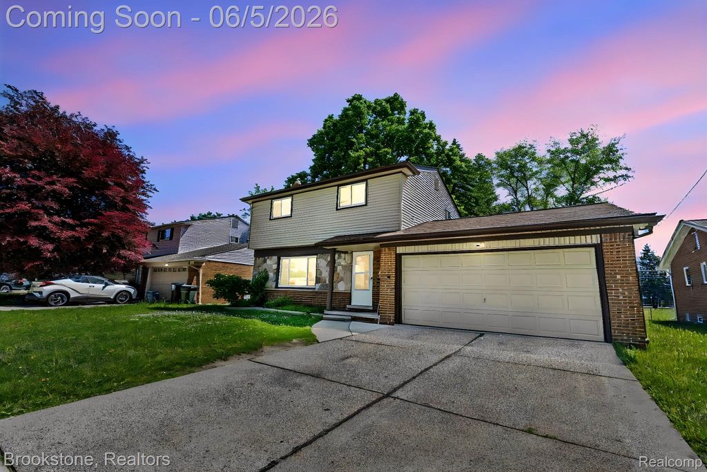 10835 Melbourne Avenue, Allen Park, MI 48101