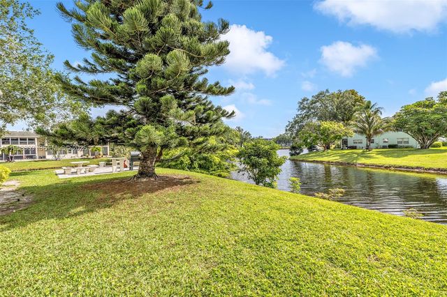 121 Prescott F 121, Deerfield Beach, FL 33442