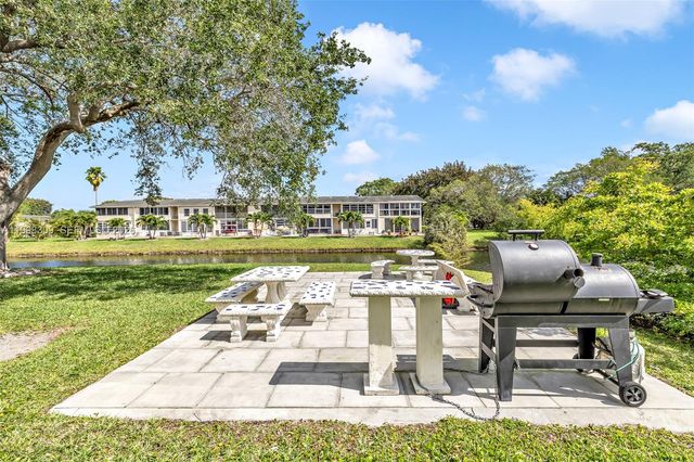 121 Prescott F 121, Deerfield Beach, FL 33442