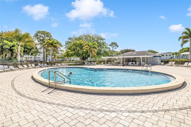121 Prescott F 121, Deerfield Beach, FL 33442