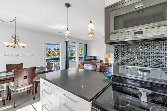 121 Prescott F 121, Deerfield Beach, FL 33442