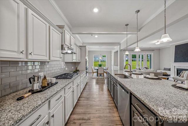 1427 Brooksland Place, Waxhaw, NC 28173