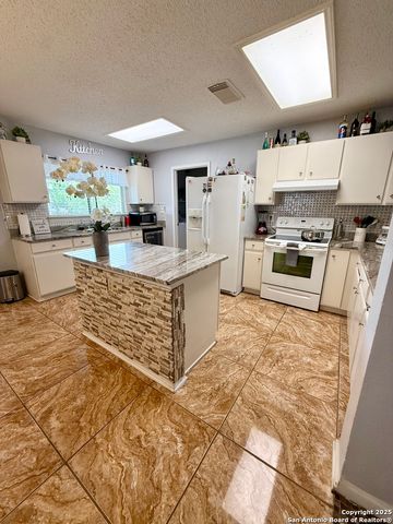 6719 Raintree Path, San Antonio, TX 78233