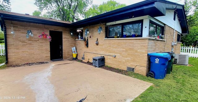 703 Sheldon Avenue, Aurora, IL 60506