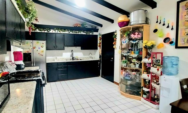 703 Sheldon Avenue, Aurora, IL 60506