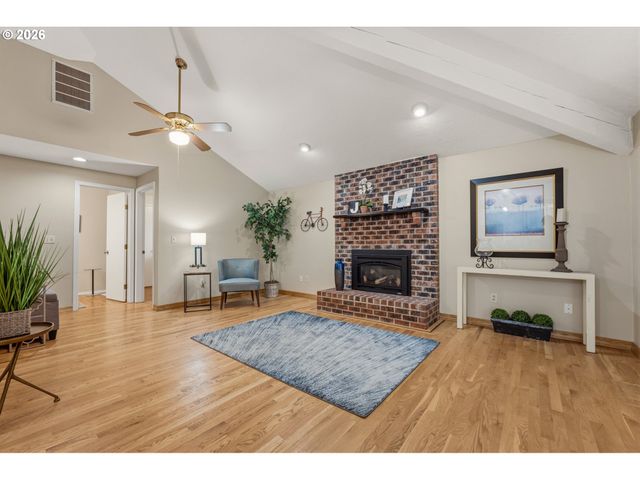 10075 Sw FLICKA Pl, Beaverton, OR 97008