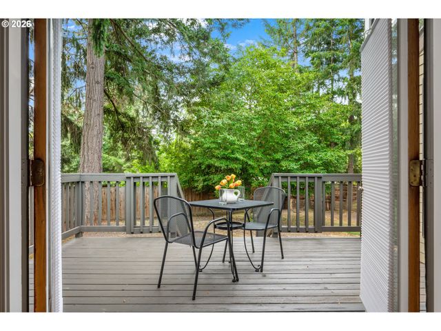 10075 Sw FLICKA Pl, Beaverton, OR 97008
