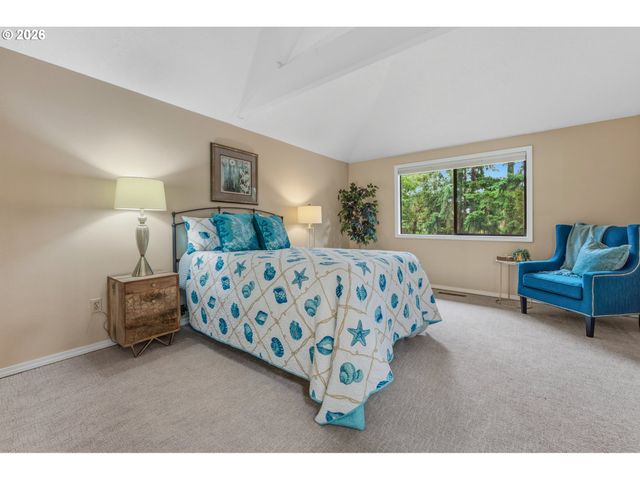 10075 Sw FLICKA Pl, Beaverton, OR 97008