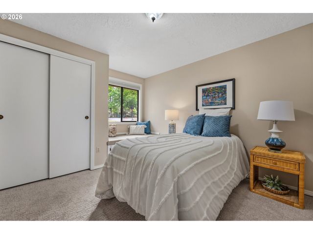 10075 Sw FLICKA Pl, Beaverton, OR 97008