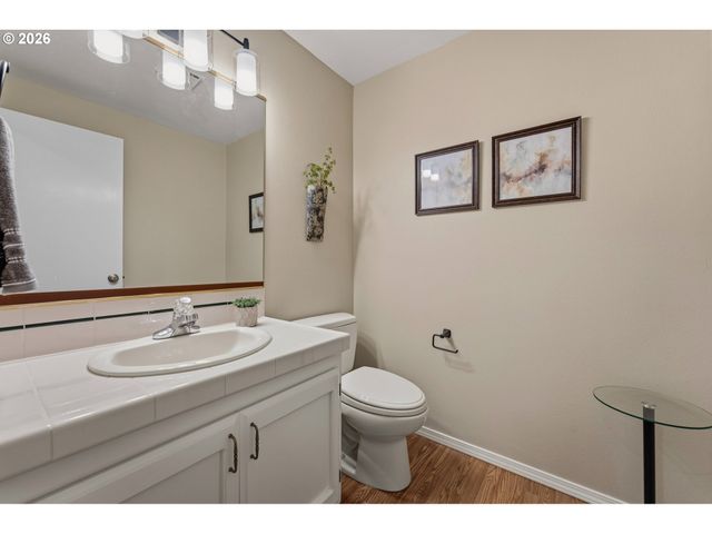 10075 Sw FLICKA Pl, Beaverton, OR 97008