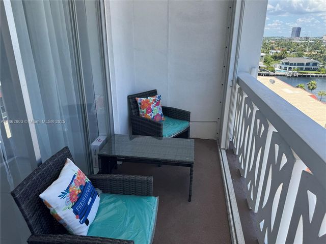 3113 S Ocean Dr 1004, Hallandale Beach, FL 33009