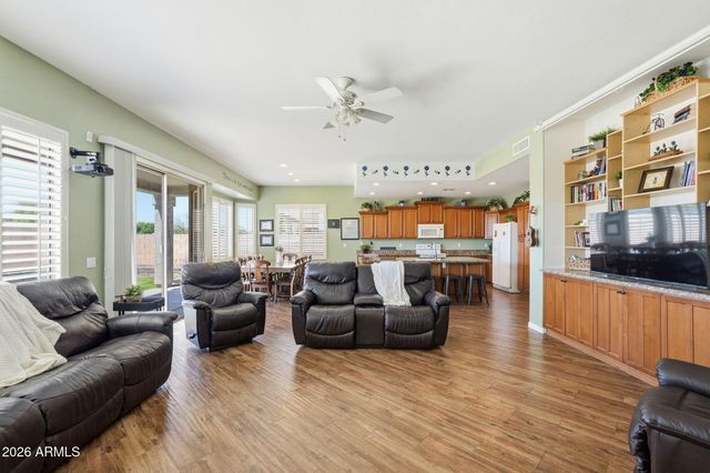 19258 N 62ND Drive, Glendale, AZ 85308