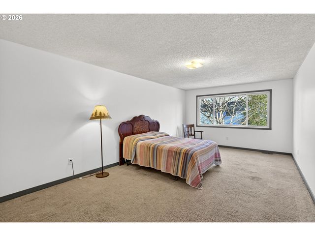 1333 Sw 5TH Pl, Gresham, OR 97080