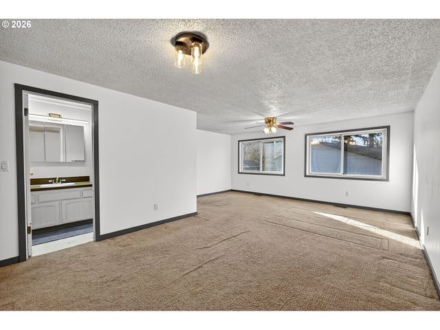 1333 Sw 5TH Pl, Gresham, OR 97080