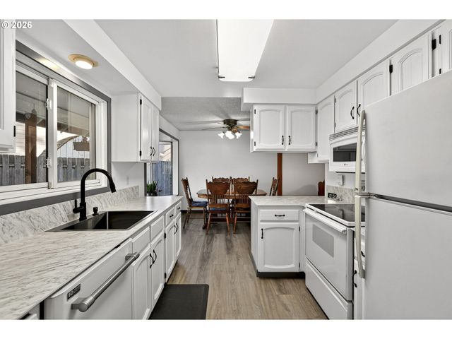 1333 Sw 5TH Pl, Gresham, OR 97080