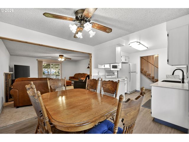 1333 Sw 5TH Pl, Gresham, OR 97080