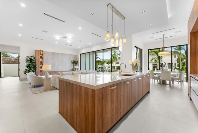 963 Dogwood Drive, Delray Beach, FL 33483