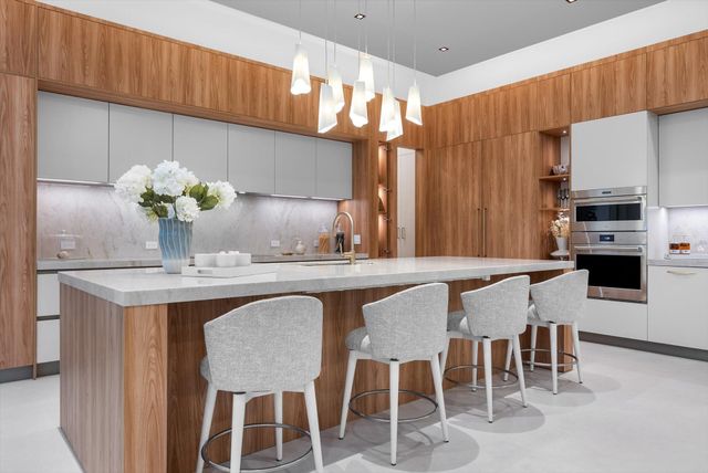 963 Dogwood Drive, Delray Beach, FL 33483