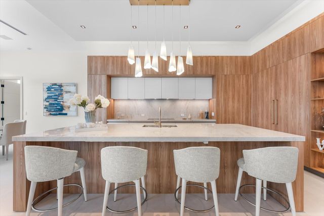 963 Dogwood Drive, Delray Beach, FL 33483