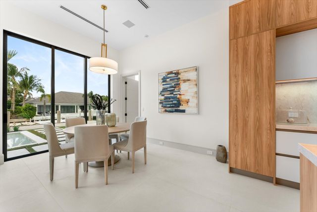 963 Dogwood Drive, Delray Beach, FL 33483