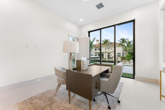 963 Dogwood Drive, Delray Beach, FL 33483