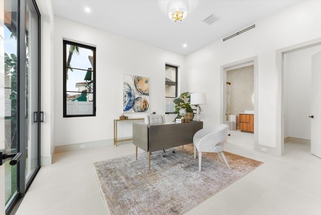 963 Dogwood Drive, Delray Beach, FL 33483