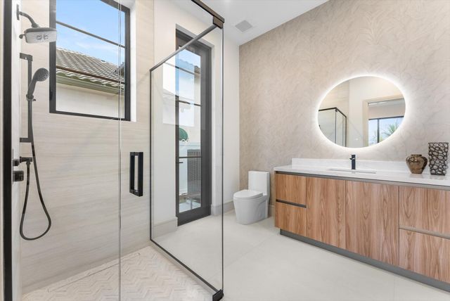 963 Dogwood Drive, Delray Beach, FL 33483