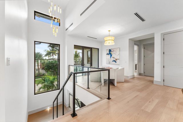 963 Dogwood Drive, Delray Beach, FL 33483