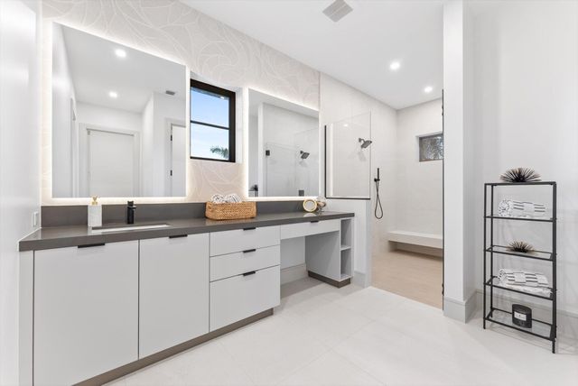 963 Dogwood Drive, Delray Beach, FL 33483