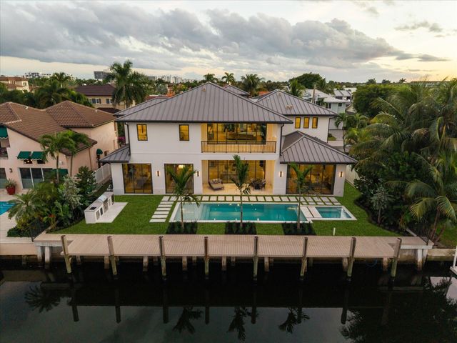 963 Dogwood Drive, Delray Beach, FL 33483