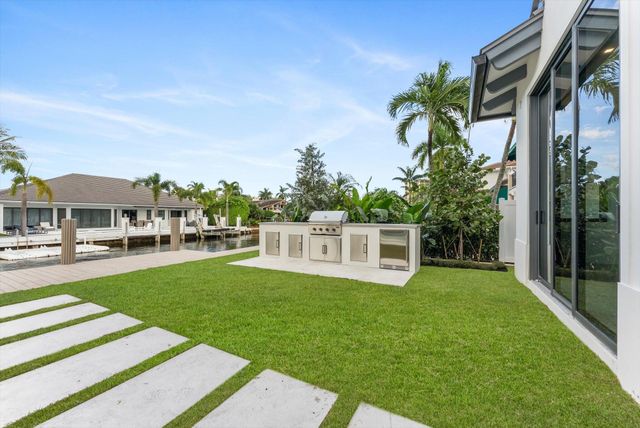 963 Dogwood Drive, Delray Beach, FL 33483