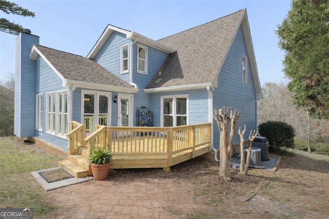 124 Price Hills Court, Sugar Hill, GA 30518